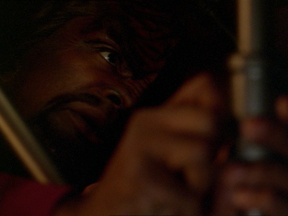 extant_StarTrek_DS9_7x19-StrangeBedfellows_1117.jpg