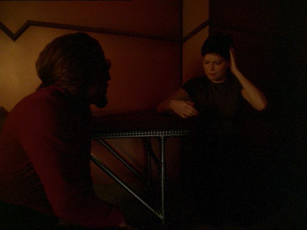 extant_StarTrek_DS9_7x19-StrangeBedfellows_1131.jpg