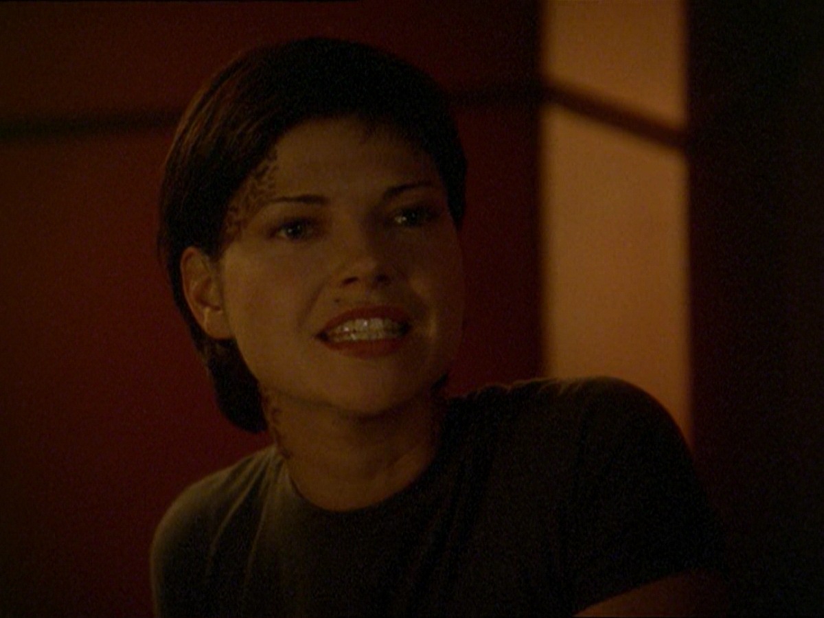extant_StarTrek_DS9_7x19-StrangeBedfellows_1192.jpg