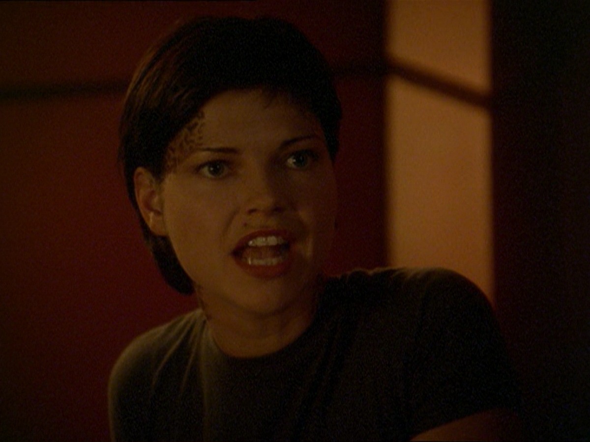 extant_StarTrek_DS9_7x19-StrangeBedfellows_1195.jpg