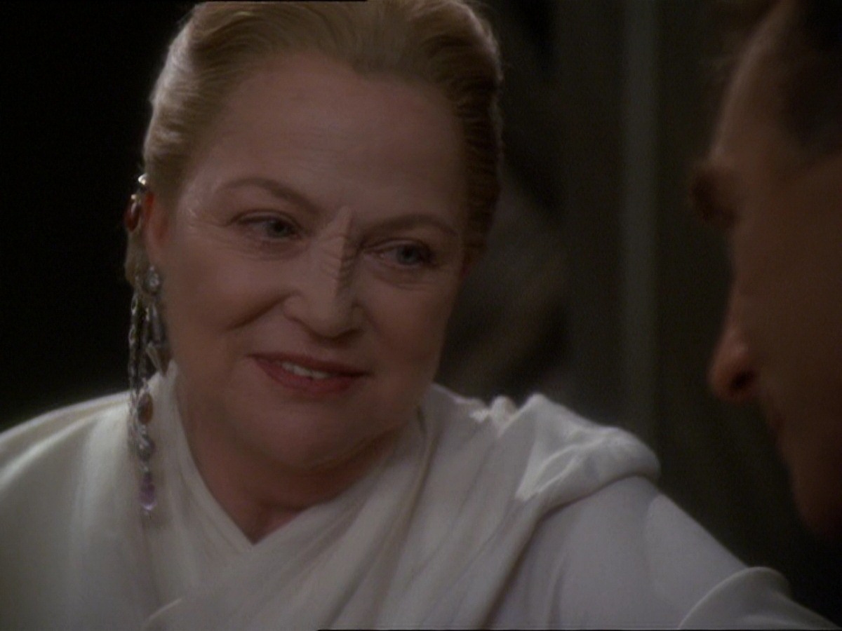 extant_StarTrek_DS9_7x19-StrangeBedfellows_1475.jpg