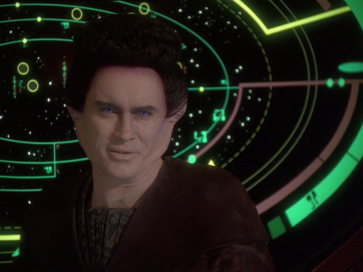 extant_StarTrek_DS9_7x19-StrangeBedfellows_2854.jpg