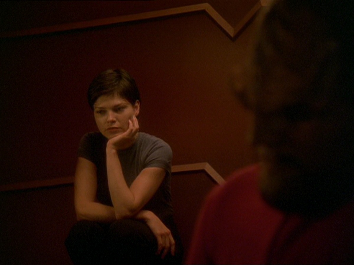 extant_StarTrek_DS9_7x19-StrangeBedfellows_2975.jpg