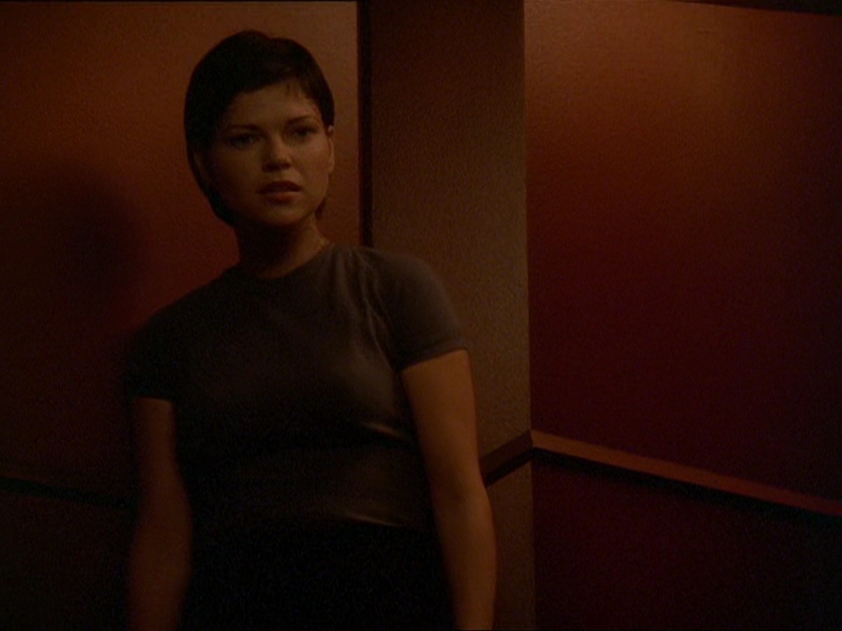extant_StarTrek_DS9_7x19-StrangeBedfellows_3069.jpg