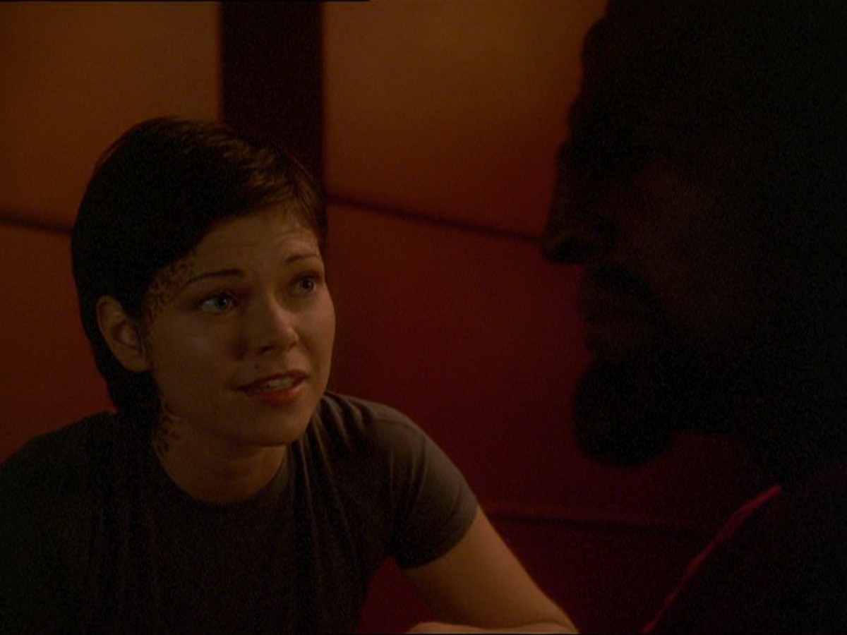 extant_StarTrek_DS9_7x19-StrangeBedfellows_3104.jpg