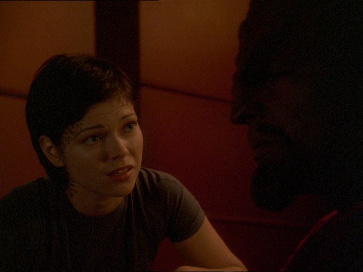 extant_StarTrek_DS9_7x19-StrangeBedfellows_3110.jpg
