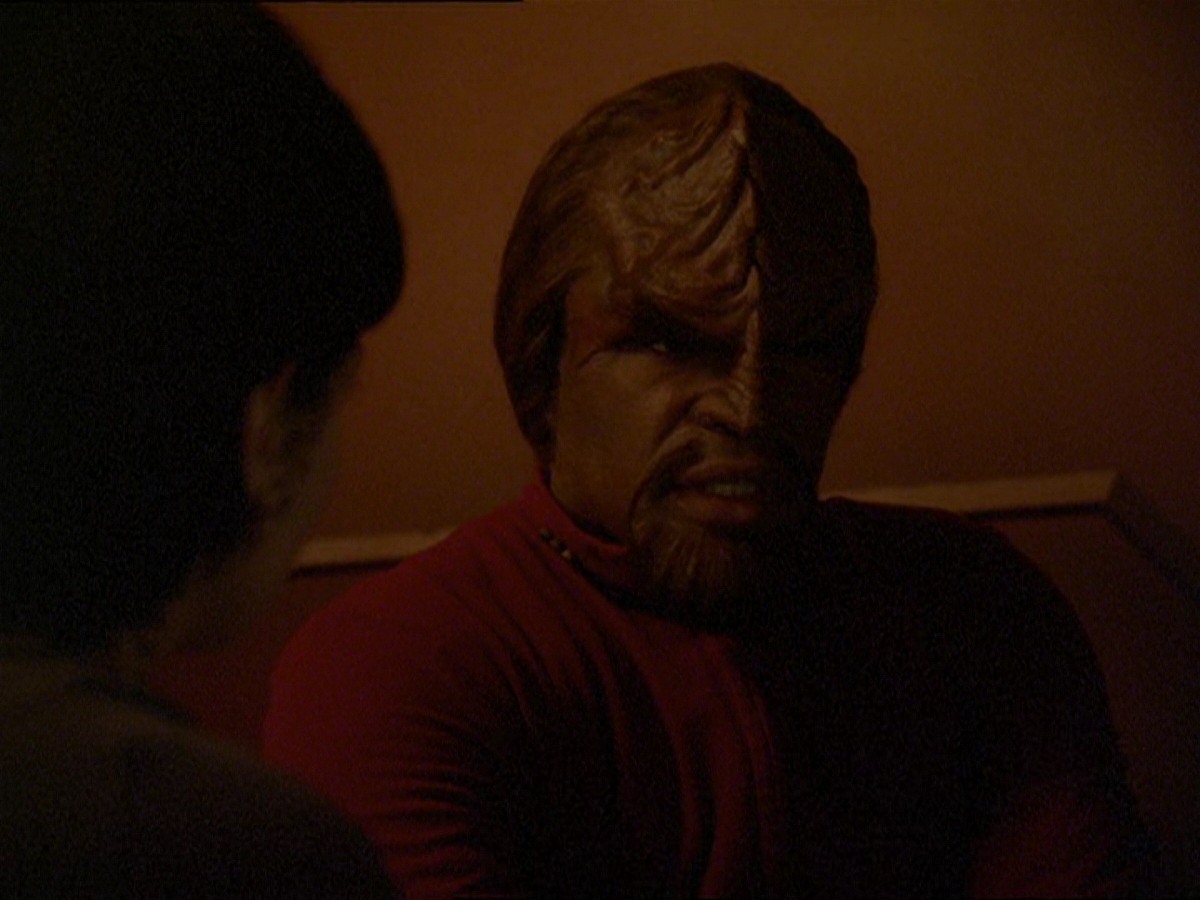 extant_StarTrek_DS9_7x19-StrangeBedfellows_3139.jpg