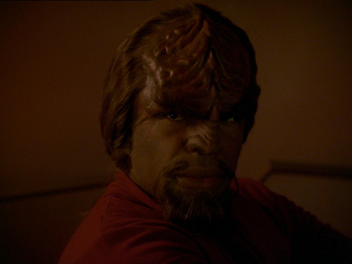 extant_StarTrek_DS9_7x19-StrangeBedfellows_3341.jpg