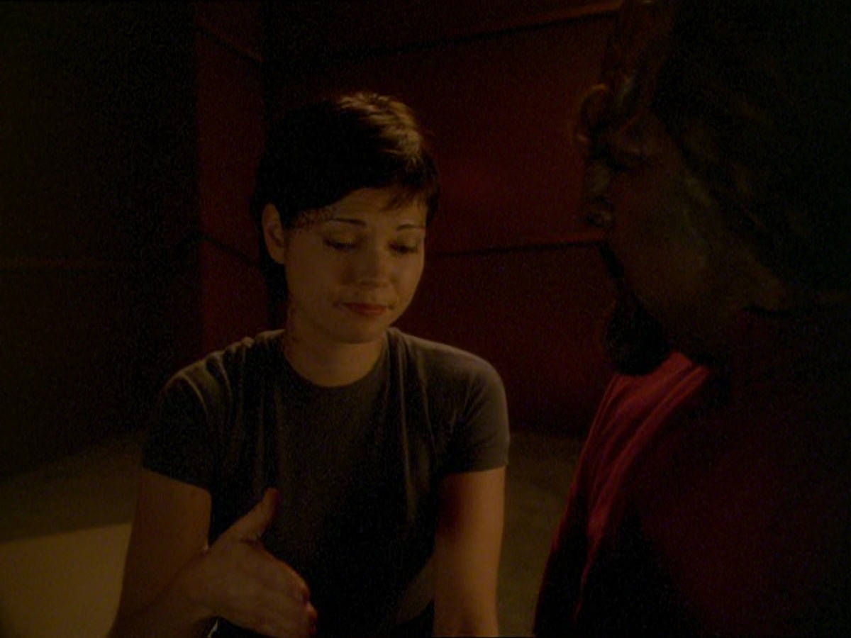 extant_StarTrek_DS9_7x19-StrangeBedfellows_3356.jpg