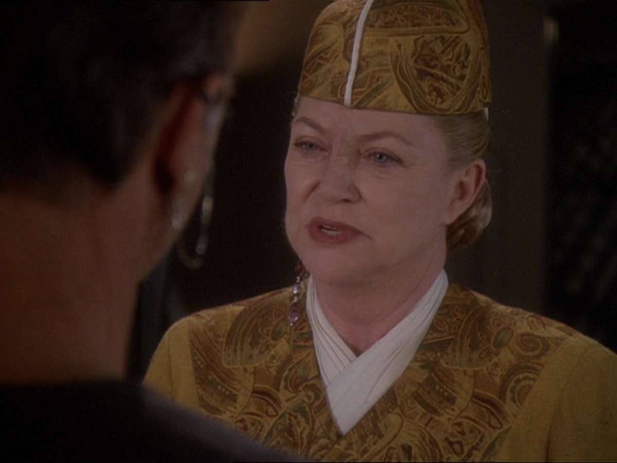 extant_StarTrek_DS9_7x19-StrangeBedfellows_3711.jpg