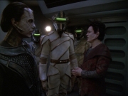 Filename=extant_StarTrek_DS9_7x19-StrangeBedfellows_0105.jpg
Filesize=162KiB
Dimensions=1200x900
Date added=Jan 22, 2020 extant_StarTrek_DS9_7x19-StrangeBedfellows_0105.jpg