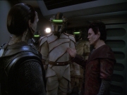 Filename=extant_StarTrek_DS9_7x19-StrangeBedfellows_0111.jpg
Filesize=162KiB
Dimensions=1200x900
Date added=Jan 22, 2020 extant_StarTrek_DS9_7x19-StrangeBedfellows_0111.jpg