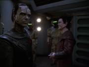 extant_StarTrek_DS9_7x19-StrangeBedfellows_0121.jpg