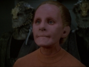 extant_StarTrek_DS9_7x19-StrangeBedfellows_0208.jpg