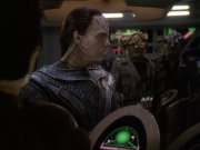 extant_StarTrek_DS9_7x19-StrangeBedfellows_0497.jpg