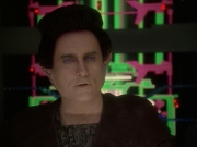 extant_StarTrek_DS9_7x19-StrangeBedfellows_0506.jpg