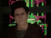 extant_StarTrek_DS9_7x19-StrangeBedfellows_0513.jpg