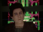 extant_StarTrek_DS9_7x19-StrangeBedfellows_0517.jpg