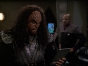 extant_StarTrek_DS9_7x19-StrangeBedfellows_0574.jpg