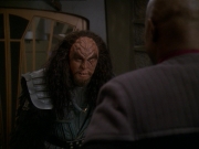 extant_StarTrek_DS9_7x19-StrangeBedfellows_0598.jpg