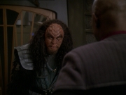 extant_StarTrek_DS9_7x19-StrangeBedfellows_0600.jpg