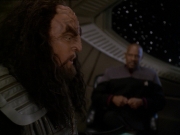 extant_StarTrek_DS9_7x19-StrangeBedfellows_0613.jpg