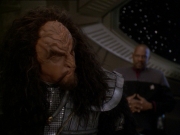 extant_StarTrek_DS9_7x19-StrangeBedfellows_0621.jpg