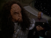 extant_StarTrek_DS9_7x19-StrangeBedfellows_0625.jpg