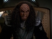extant_StarTrek_DS9_7x19-StrangeBedfellows_0640.jpg