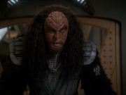 extant_StarTrek_DS9_7x19-StrangeBedfellows_0641.jpg
