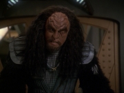 extant_StarTrek_DS9_7x19-StrangeBedfellows_0646.jpg