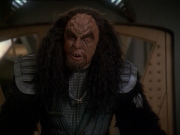 extant_StarTrek_DS9_7x19-StrangeBedfellows_0655.jpg