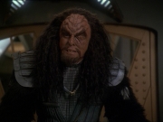extant_StarTrek_DS9_7x19-StrangeBedfellows_0658.jpg