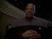 extant_StarTrek_DS9_7x19-StrangeBedfellows_0662.jpg