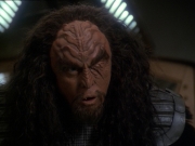 extant_StarTrek_DS9_7x19-StrangeBedfellows_0683.jpg