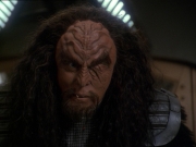 extant_StarTrek_DS9_7x19-StrangeBedfellows_0702.jpg