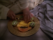 extant_StarTrek_DS9_7x19-StrangeBedfellows_0714.jpg