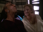 extant_StarTrek_DS9_7x19-StrangeBedfellows_0721.jpg