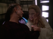 extant_StarTrek_DS9_7x19-StrangeBedfellows_0769.jpg