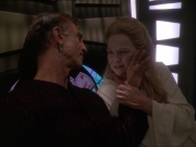 extant_StarTrek_DS9_7x19-StrangeBedfellows_0774.jpg
