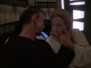 extant_StarTrek_DS9_7x19-StrangeBedfellows_0783.jpg