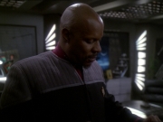 extant_StarTrek_DS9_7x19-StrangeBedfellows_0947.jpg