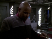 extant_StarTrek_DS9_7x19-StrangeBedfellows_0948.jpg