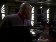 extant_StarTrek_DS9_7x19-StrangeBedfellows_0951.jpg