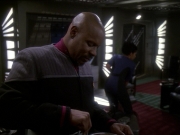 extant_StarTrek_DS9_7x19-StrangeBedfellows_0971.jpg