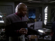 extant_StarTrek_DS9_7x19-StrangeBedfellows_1059.jpg
