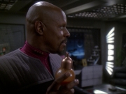 extant_StarTrek_DS9_7x19-StrangeBedfellows_1075.jpg