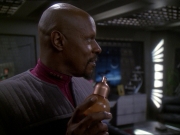 extant_StarTrek_DS9_7x19-StrangeBedfellows_1076.jpg