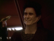 extant_StarTrek_DS9_7x19-StrangeBedfellows_1214.jpg