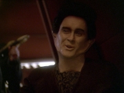 extant_StarTrek_DS9_7x19-StrangeBedfellows_1231.jpg
